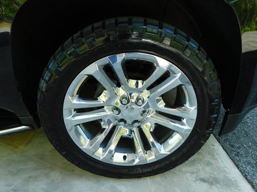 GMC Yukon SLT 4WD 2017