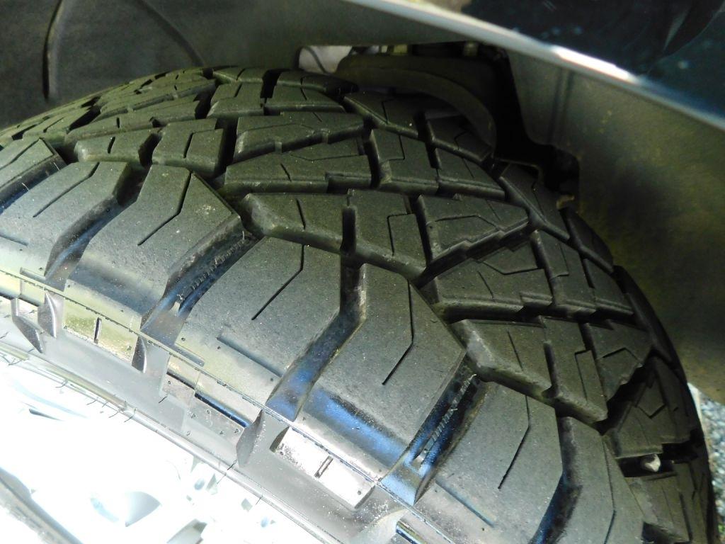 GMC Yukon SLT 4WD 2017