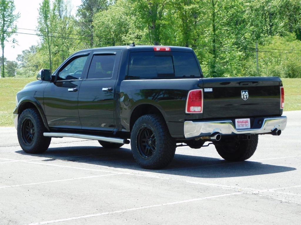 RAM 1500 Laramie Crew Cab SWB 4WD 2016