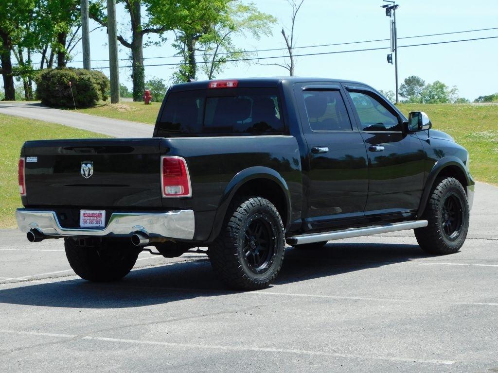 RAM 1500 Laramie Crew Cab SWB 4WD 2016