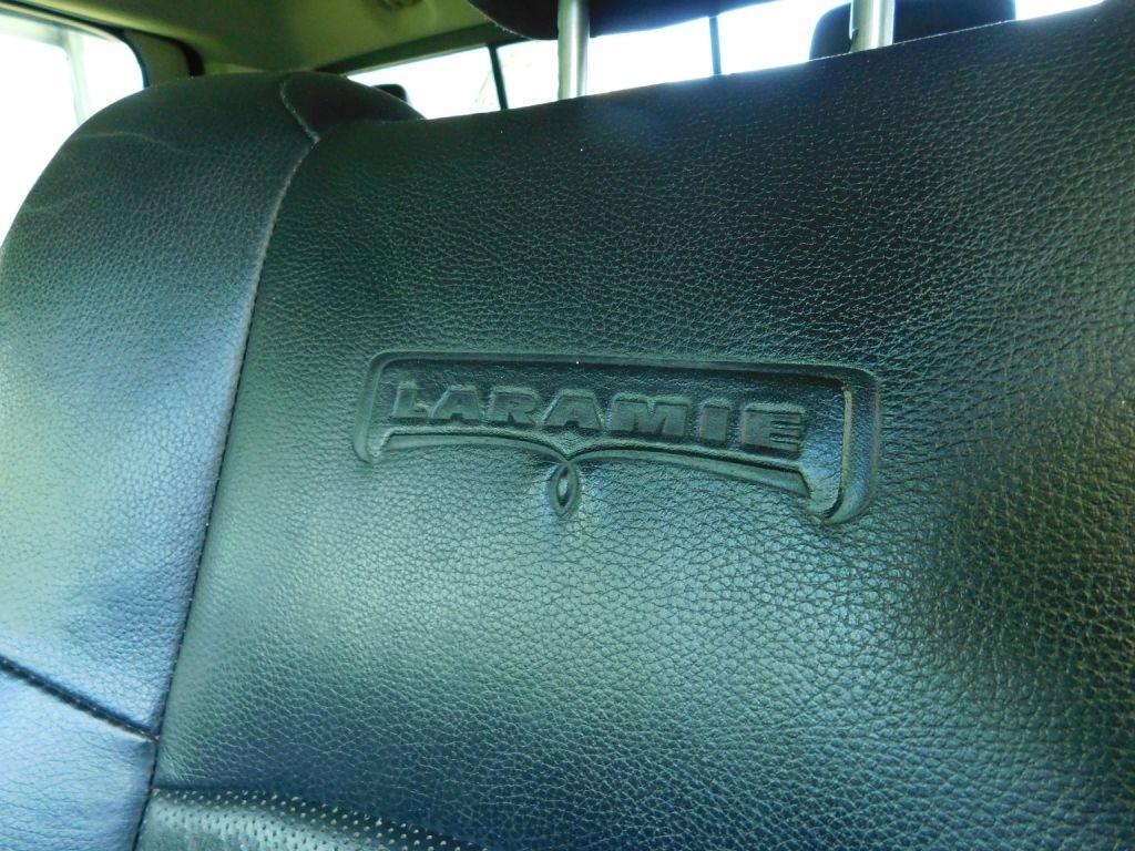 RAM 1500 Laramie Crew Cab SWB 4WD 2016