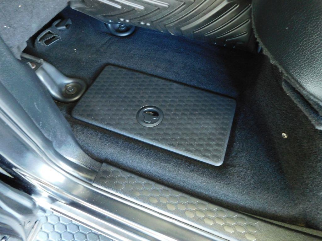 RAM 1500 Laramie Crew Cab SWB 4WD 2016