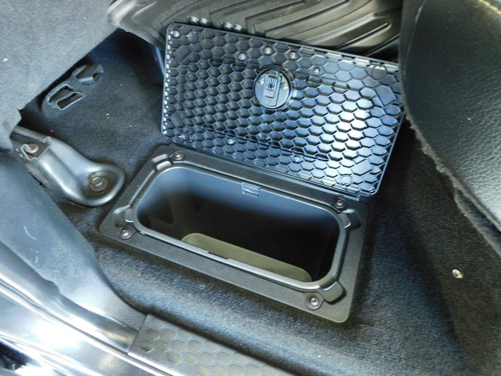 RAM 1500 Laramie Crew Cab SWB 4WD 2016