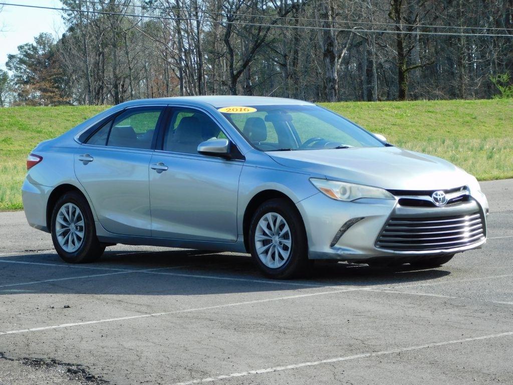 Toyota Camry LE 2016