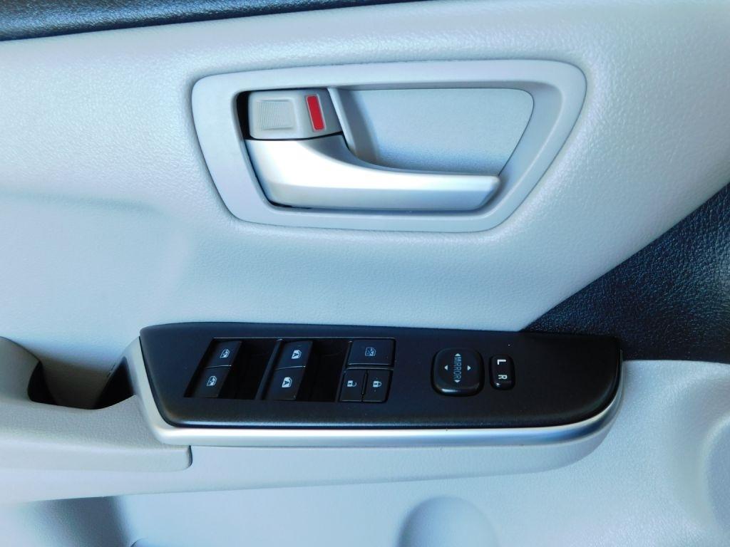 Toyota Camry LE 2016