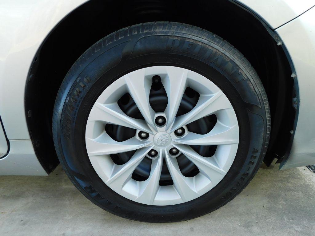 Toyota Camry LE 2016