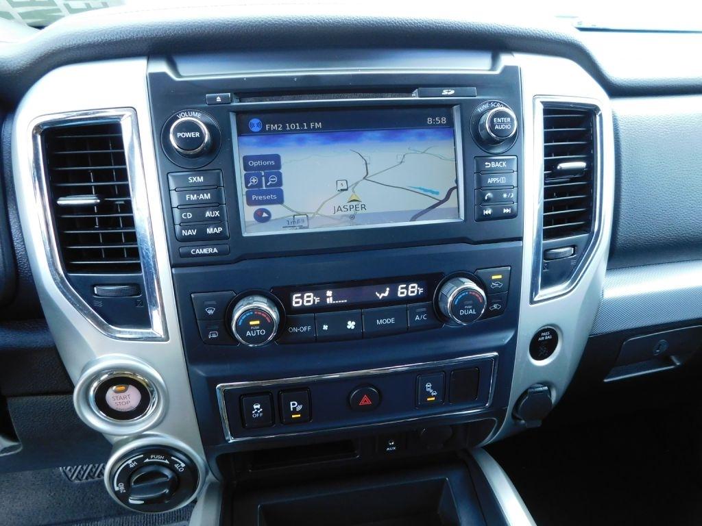 Nissan Titan PRO-4X Crew Cab 4WD 2017