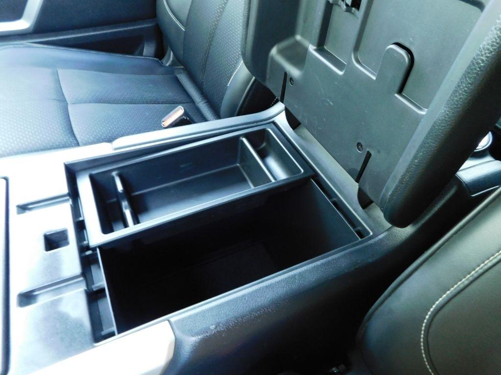 Nissan Titan PRO-4X Crew Cab 4WD 2017