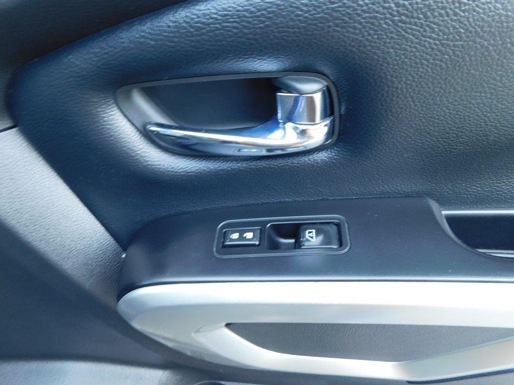 Nissan Titan PRO-4X Crew Cab 4WD 2017