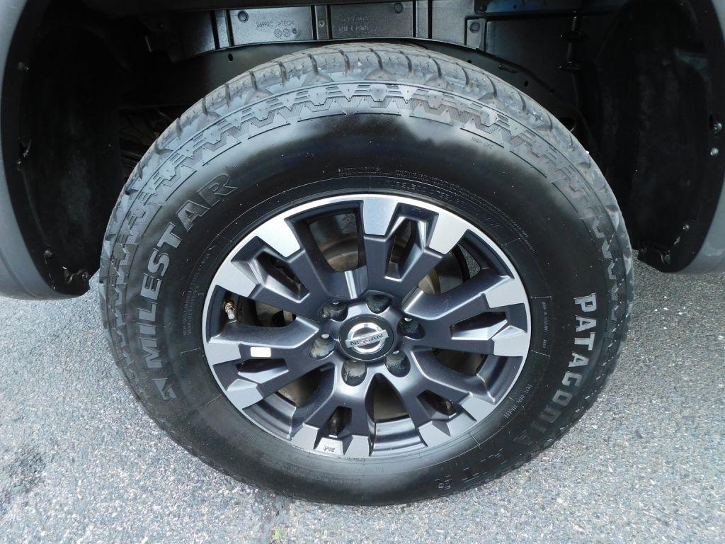 Nissan Titan PRO-4X Crew Cab 4WD 2017