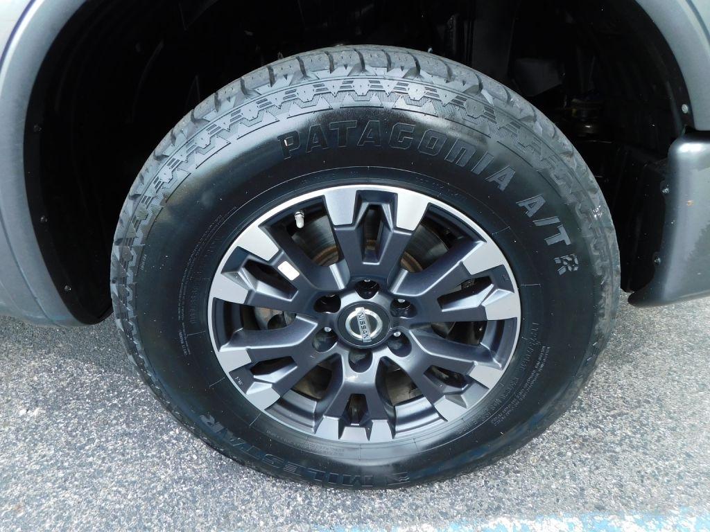 Nissan Titan PRO-4X Crew Cab 4WD 2017