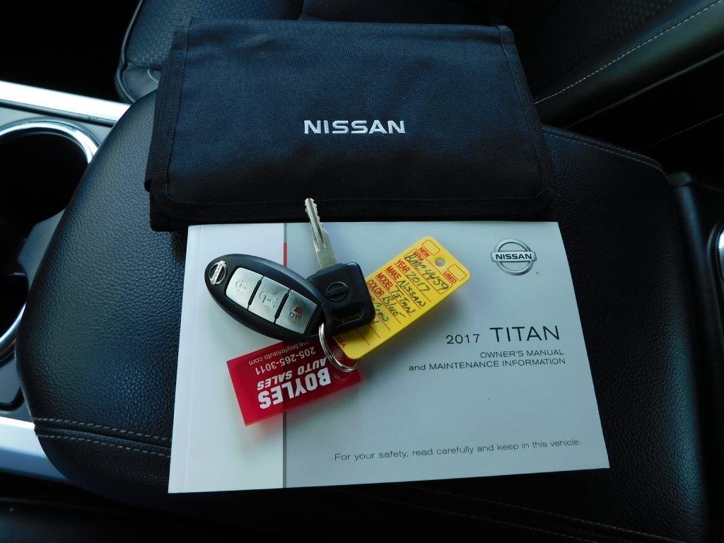 Nissan Titan PRO-4X Crew Cab 4WD 2017