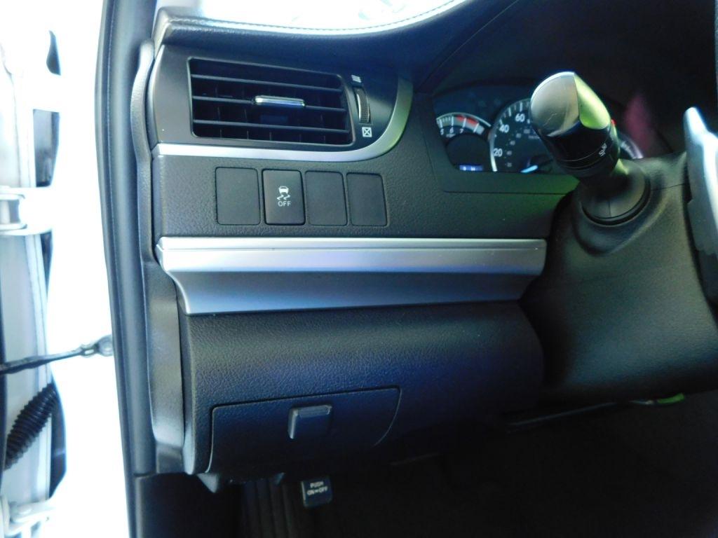 Toyota Camry SE 2012