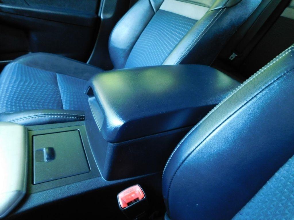 Toyota Camry SE 2012