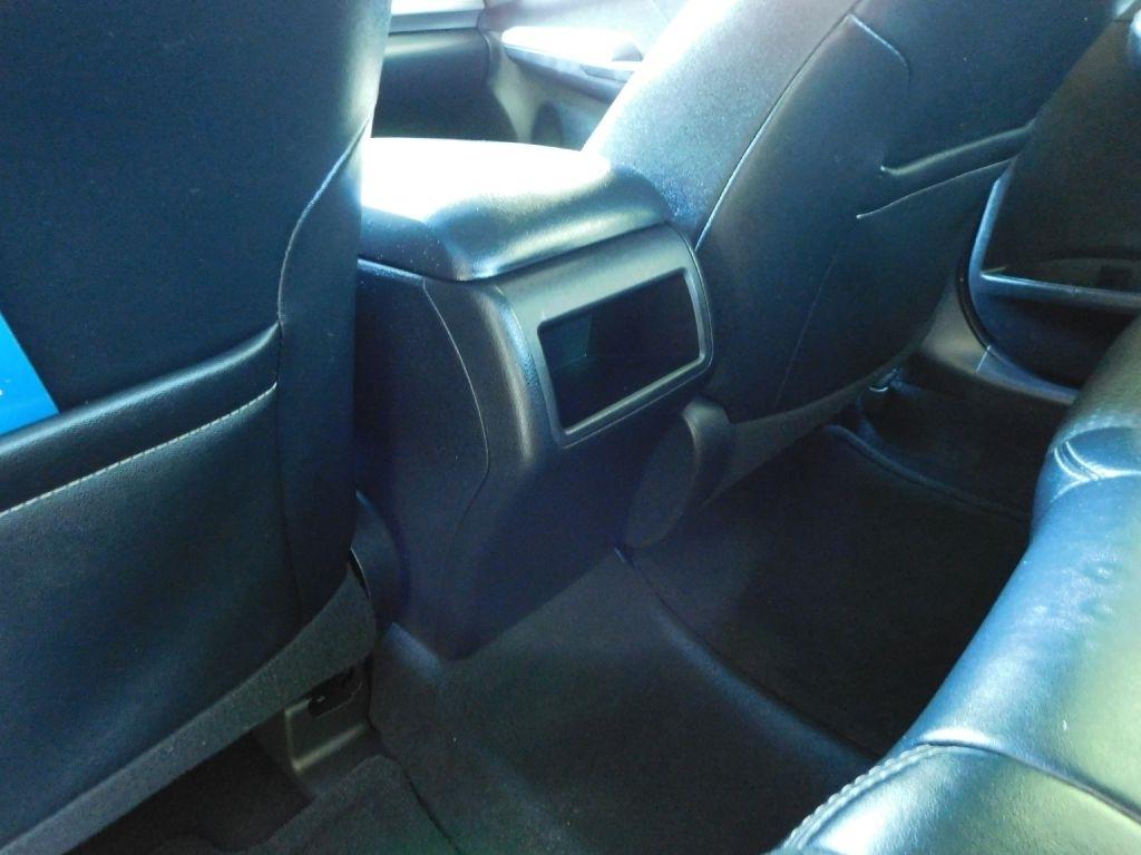 Toyota Camry SE 2012