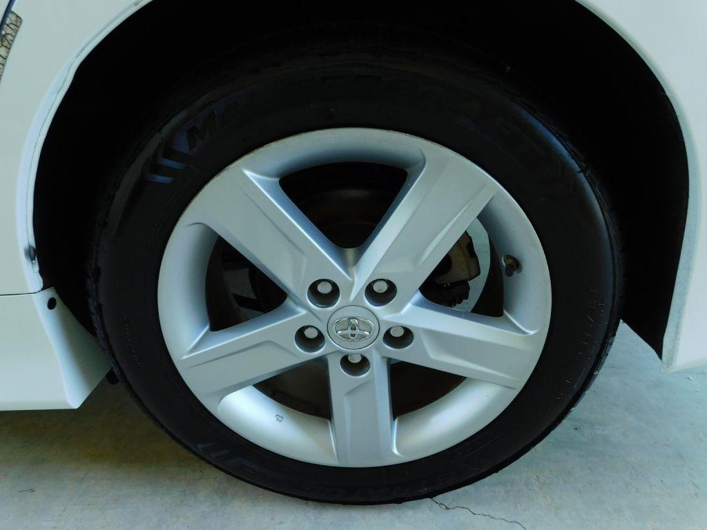 Toyota Camry SE 2012