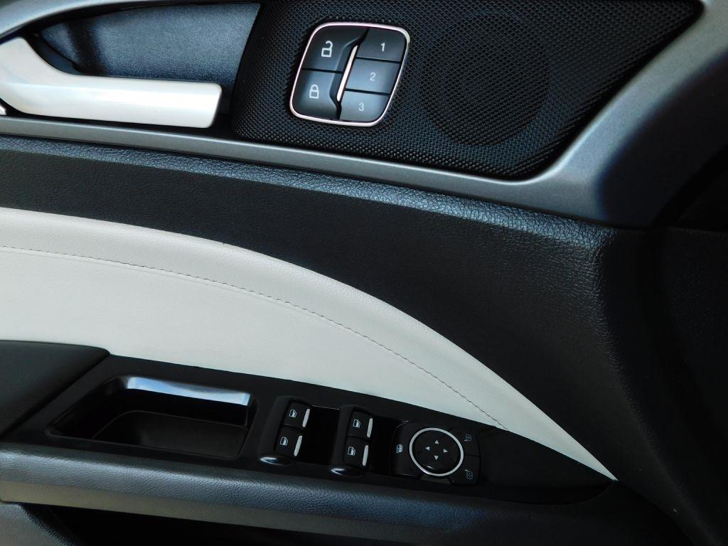 Ford Fusion Titanium 2016