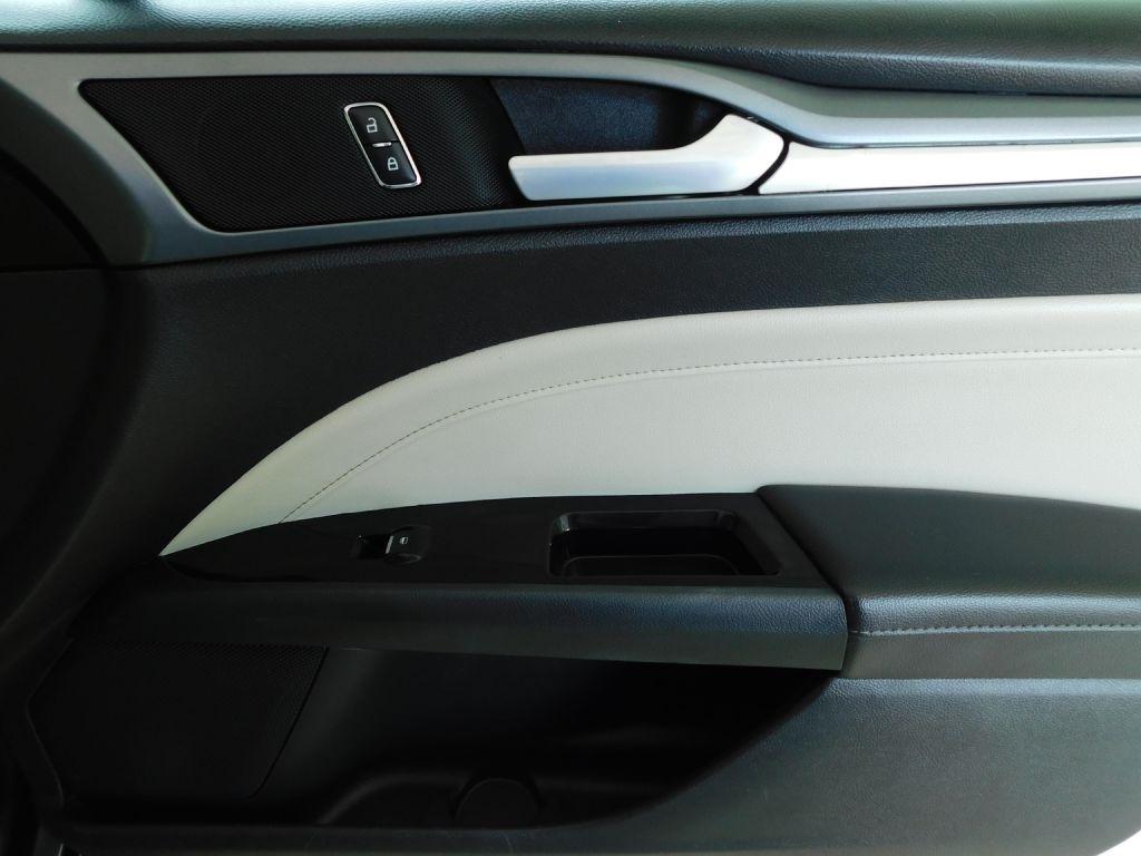 Ford Fusion Titanium 2016