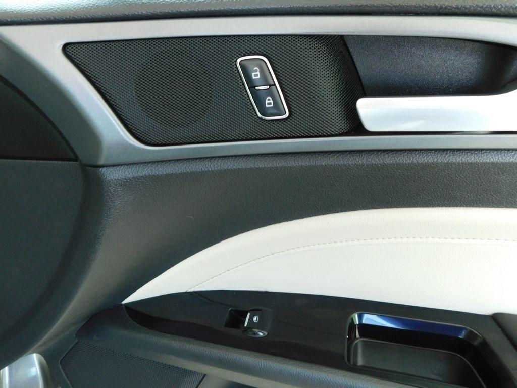 Ford Fusion Titanium 2016
