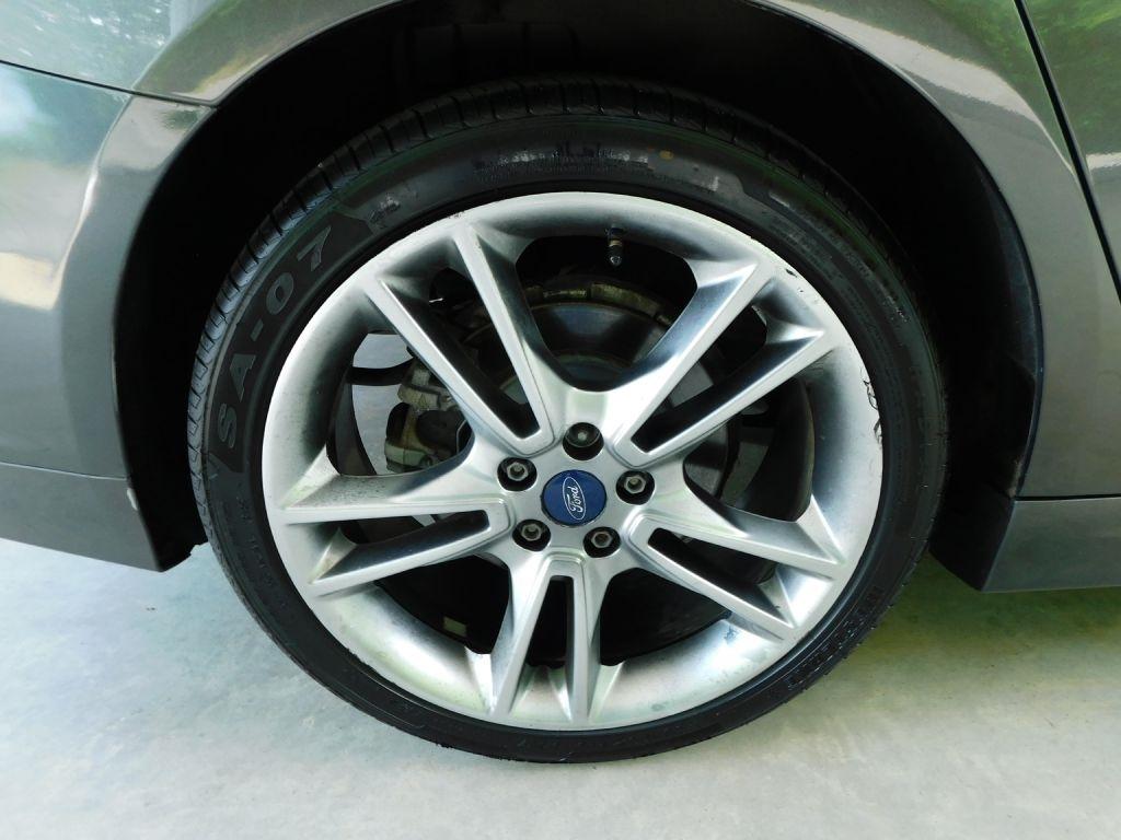 Ford Fusion Titanium 2016