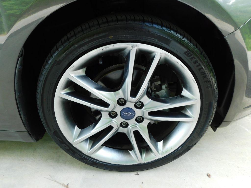 Ford Fusion Titanium 2016