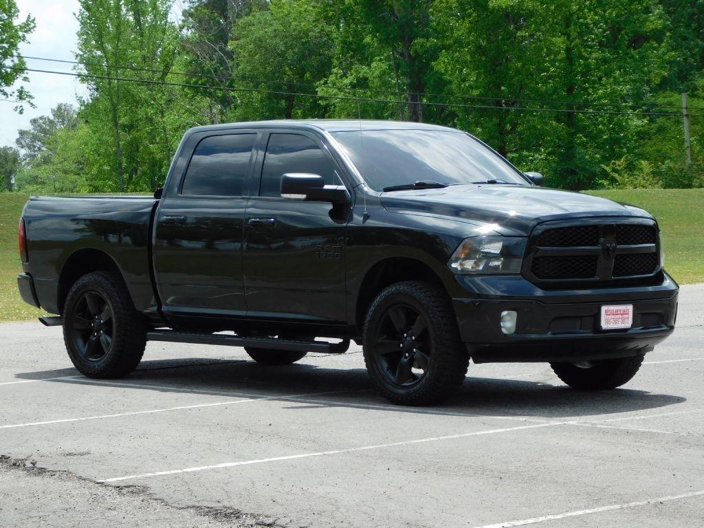 RAM 1500 SLT Crew Cab SWB 4WD 2018