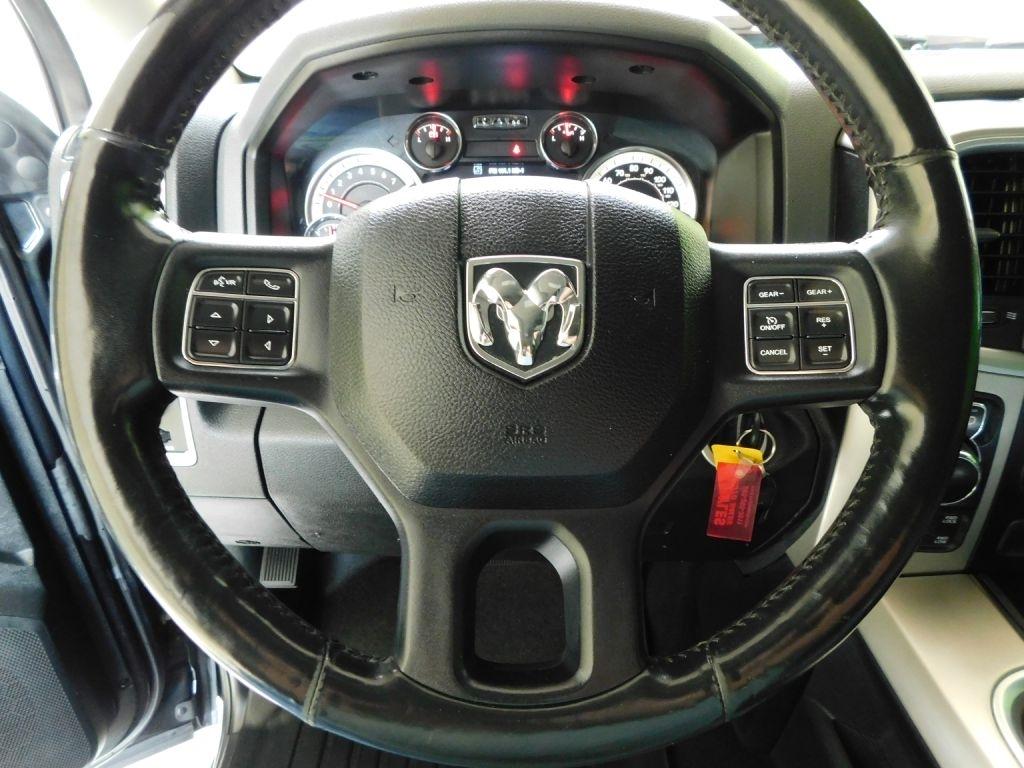 RAM 1500 SLT Crew Cab SWB 4WD 2018
