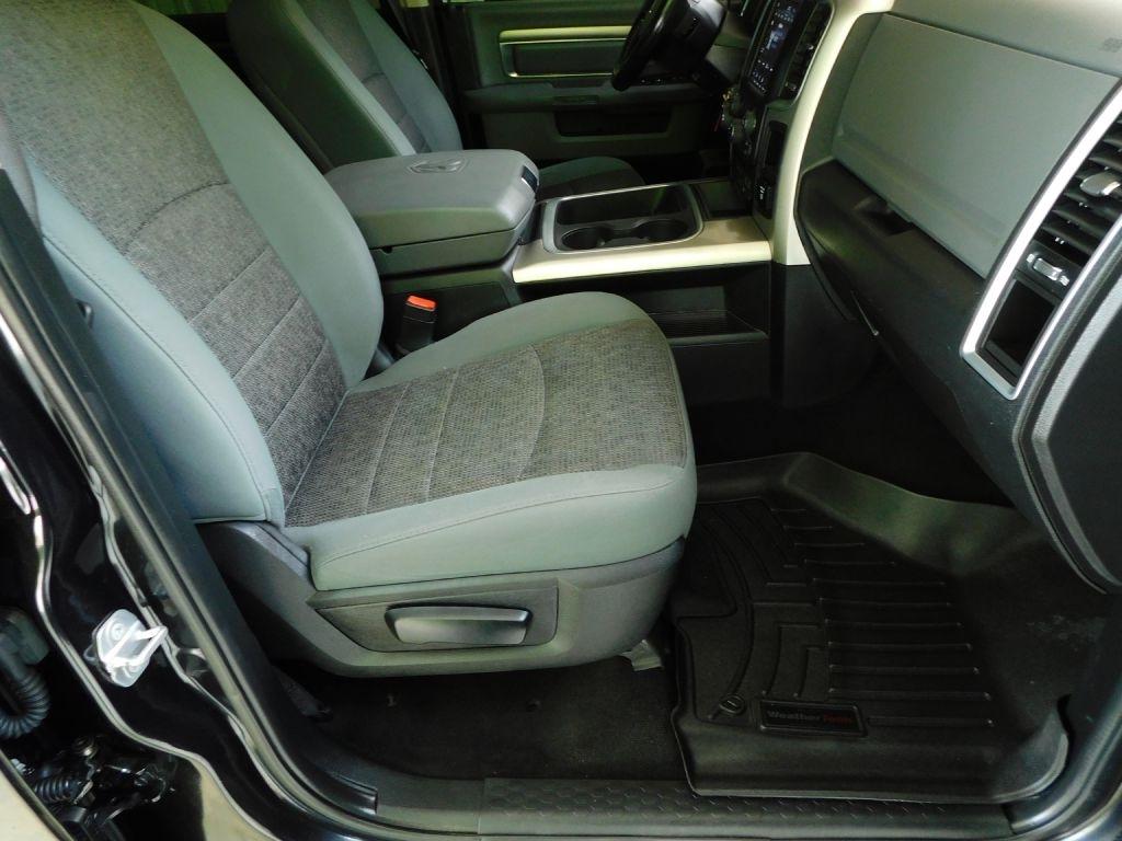 RAM 1500 SLT Crew Cab SWB 4WD 2018
