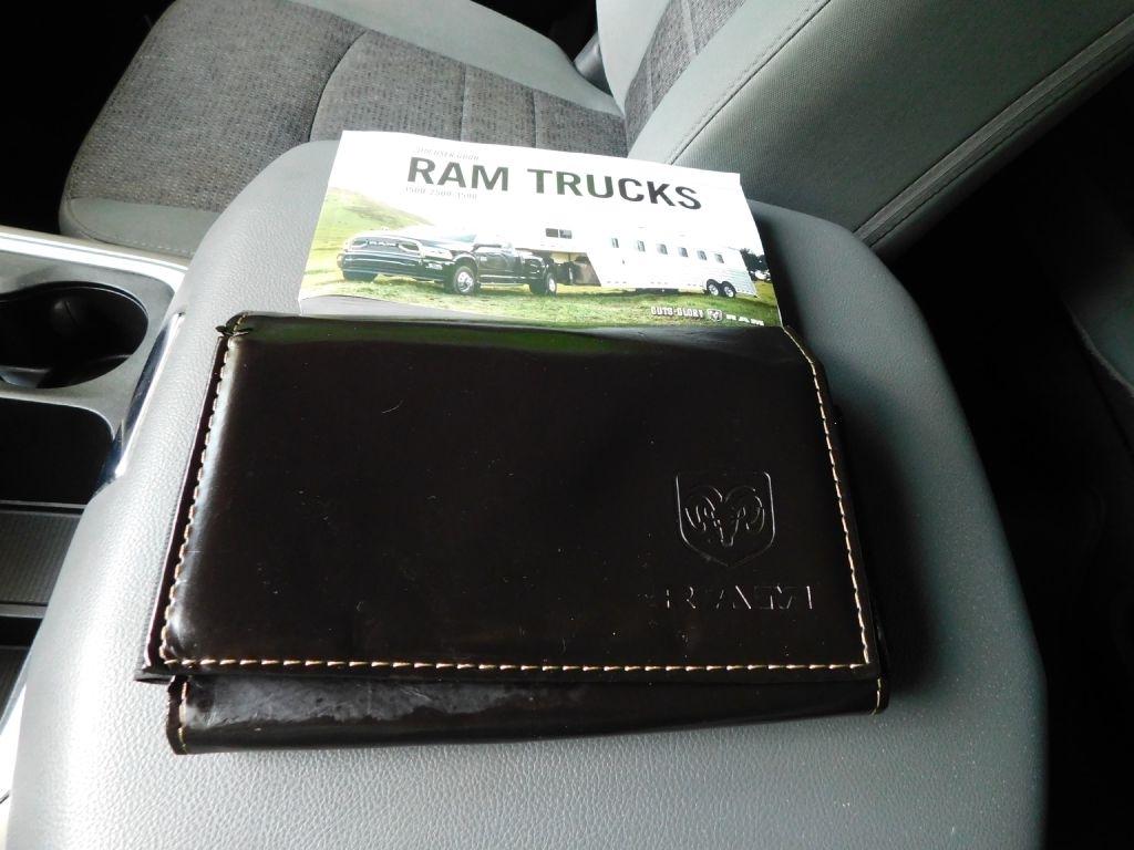 RAM 1500 SLT Crew Cab SWB 4WD 2018