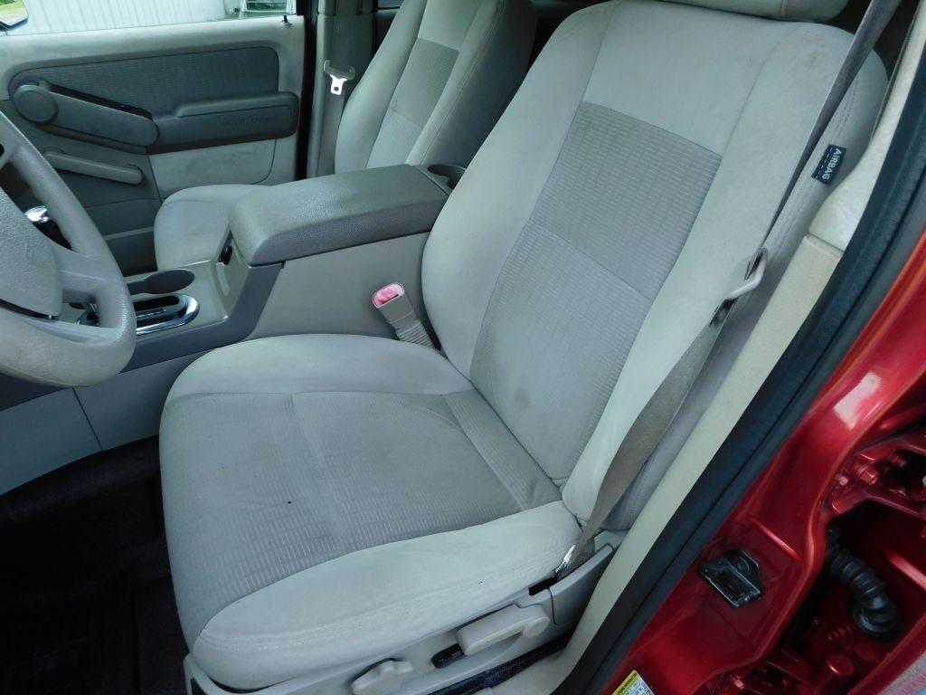 Ford Explorer Sport Trac XLT 4.0L 2WD 2007