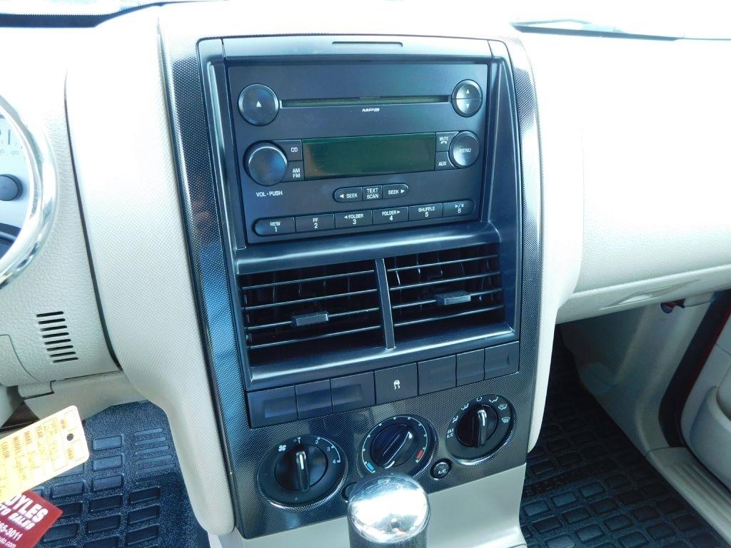 Ford Explorer Sport Trac XLT 4.0L 2WD 2007