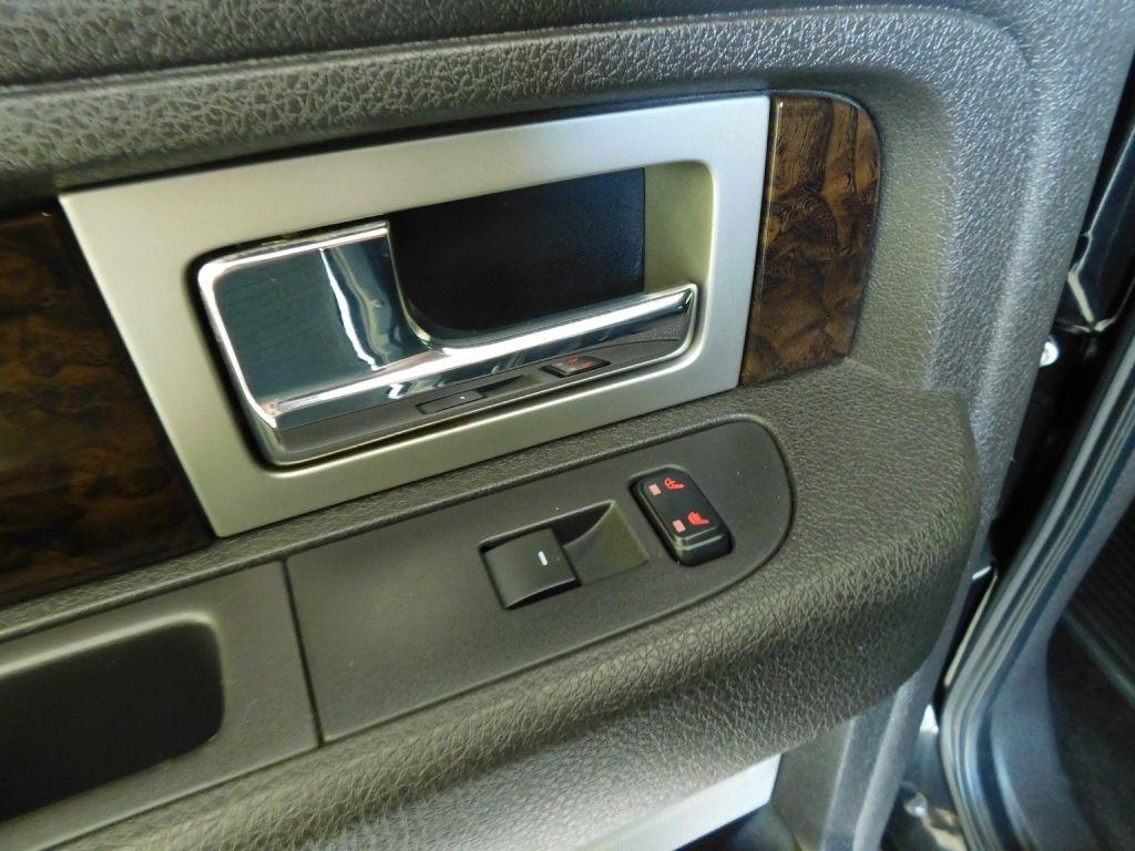Ford F-150 Platinum SuperCrew 5.5-ft. Bed 4WD 2013
