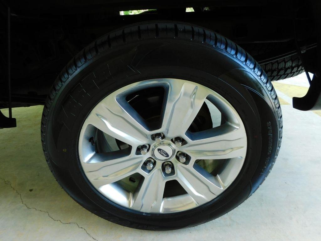 Ford F-150 Platinum SuperCrew 5.5-ft. Bed 4WD 2013