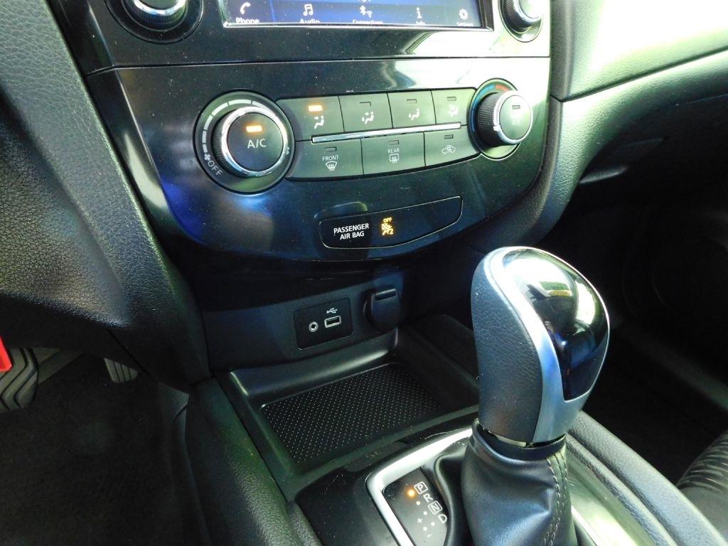 Nissan Rogue S AWD 2019