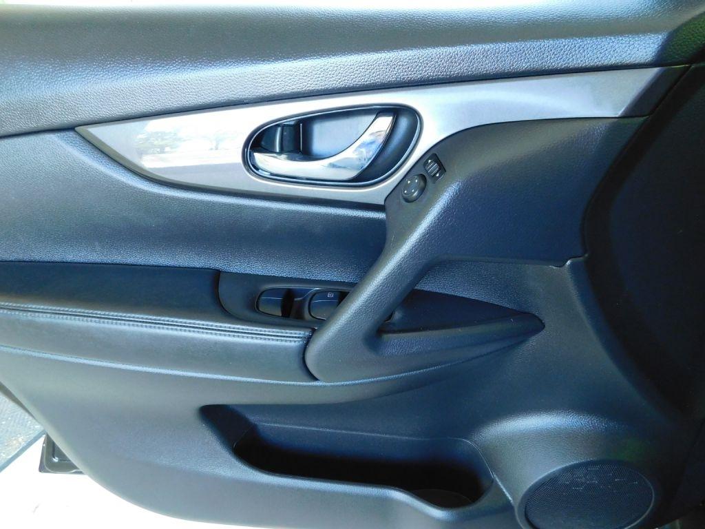 Nissan Rogue S AWD 2019