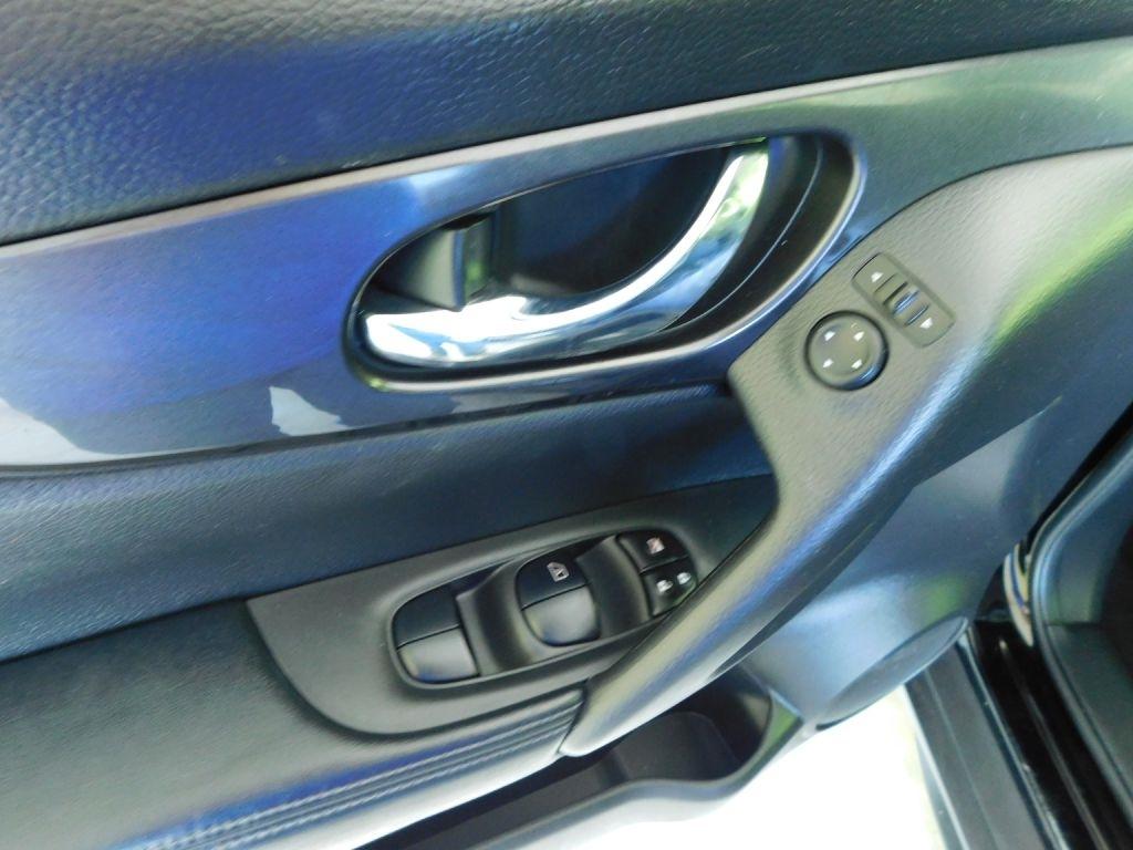 Nissan Rogue S AWD 2019