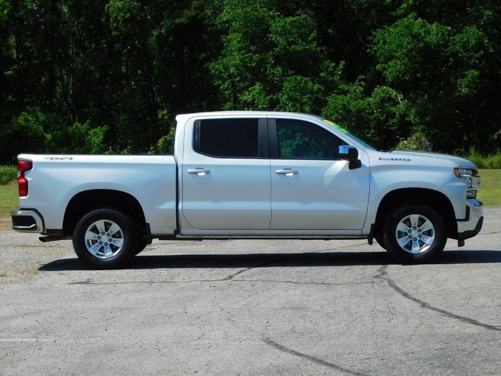 Chevrolet Silverado 1500 LT Crew Cab 4WD 2021