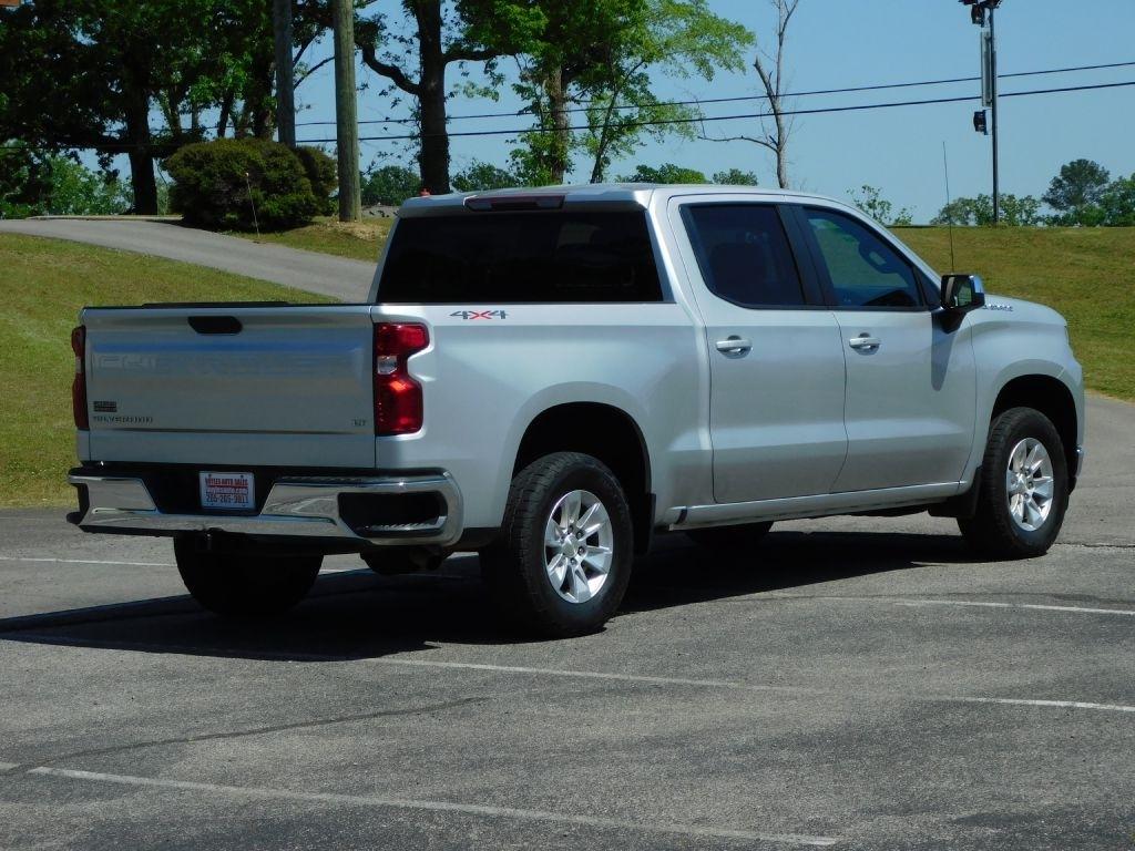 Chevrolet Silverado 1500 LT Crew Cab 4WD 2021