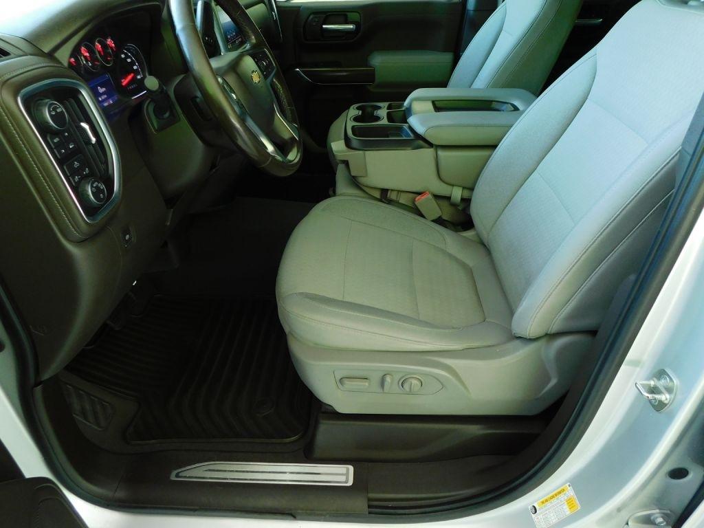 Chevrolet Silverado 1500 LT Crew Cab 4WD 2021