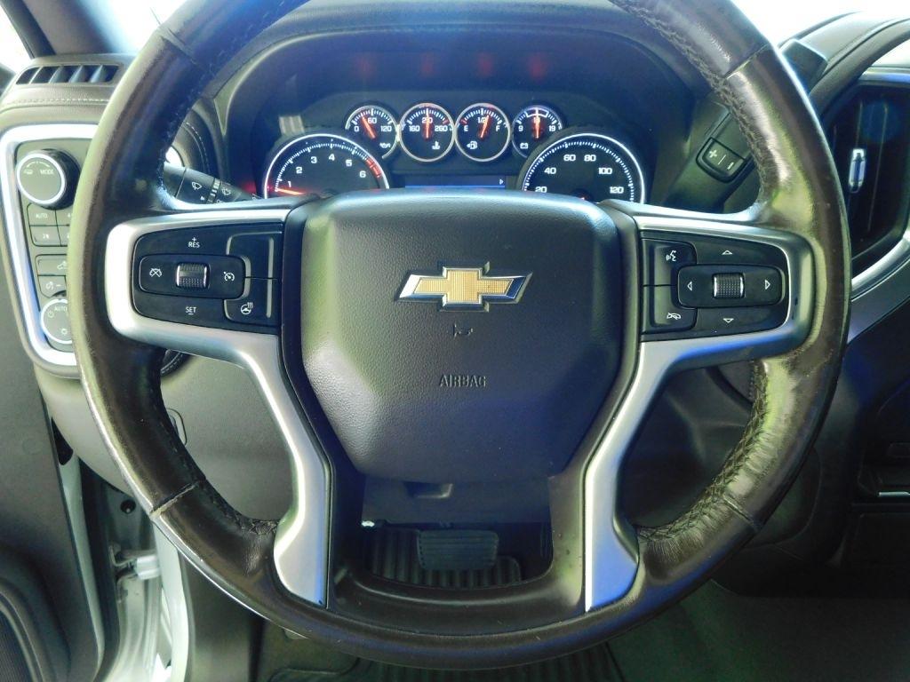 Chevrolet Silverado 1500 LT Crew Cab 4WD 2021