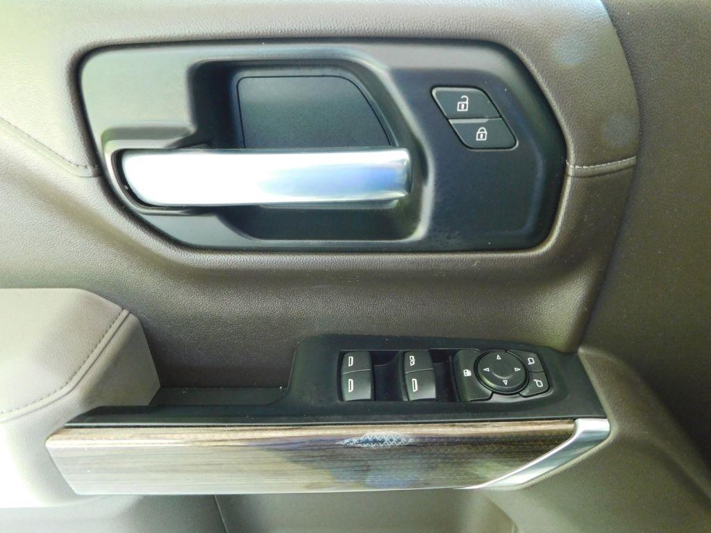 Chevrolet Silverado 1500 LT Crew Cab 4WD 2021
