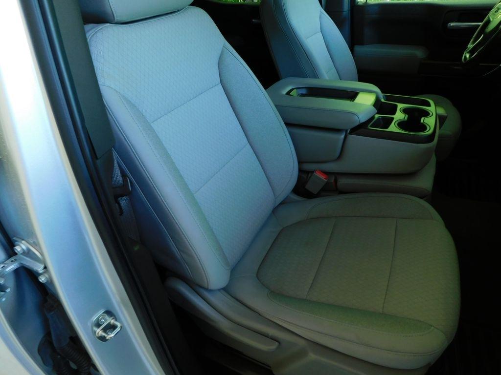 Chevrolet Silverado 1500 LT Crew Cab 4WD 2021