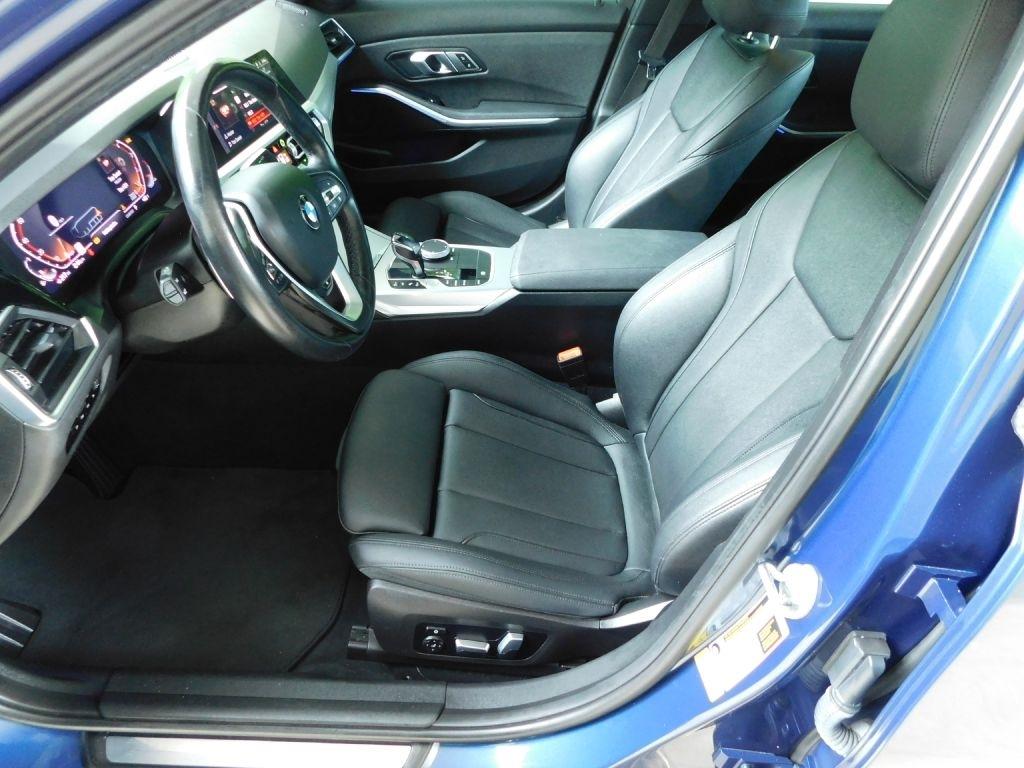 BMW 3-Series 330i 2021