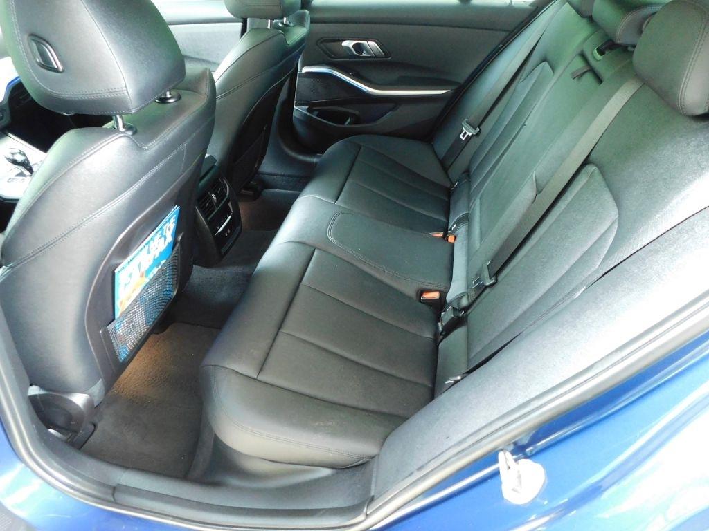 BMW 3-Series 330i 2021