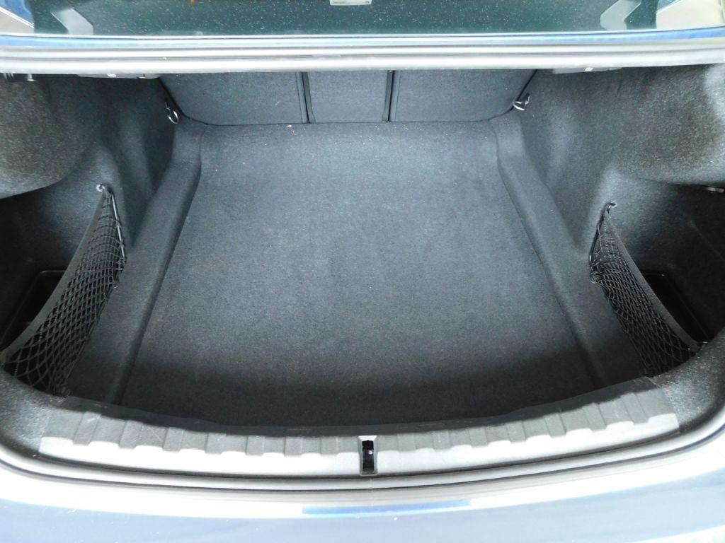 BMW 3-Series 330i 2021