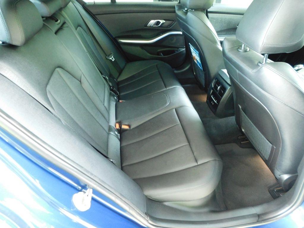 BMW 3-Series 330i 2021