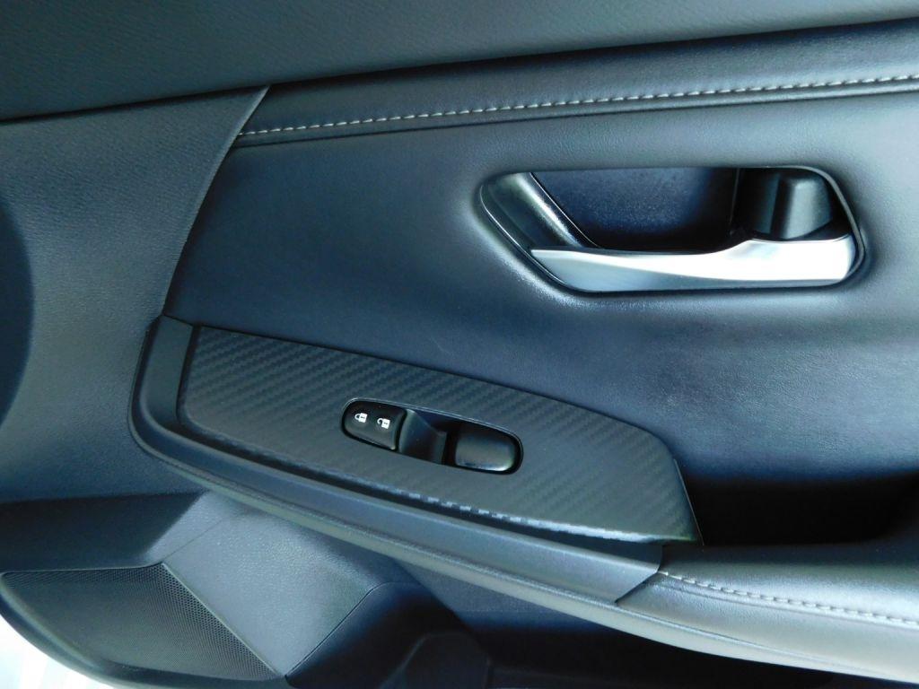 Nissan Sentra SV 2023