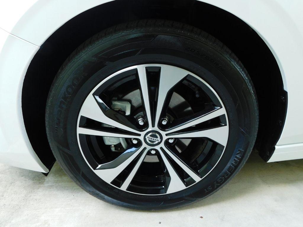 Nissan Sentra SV 2023