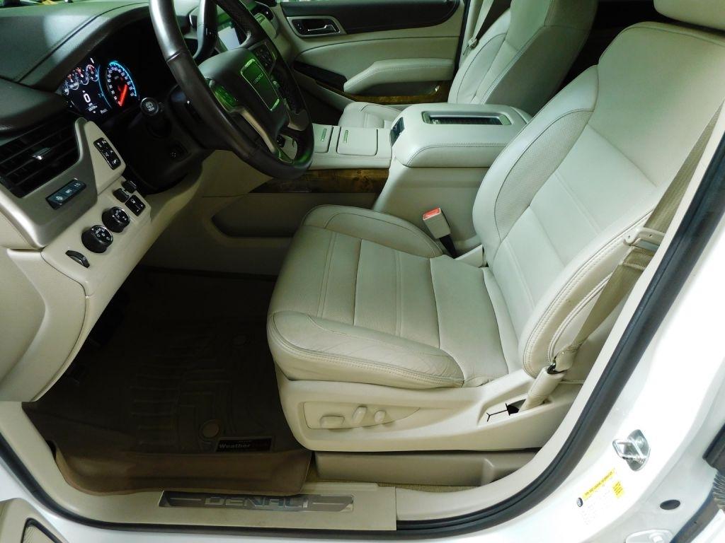 GMC Yukon Denali 4WD 2017