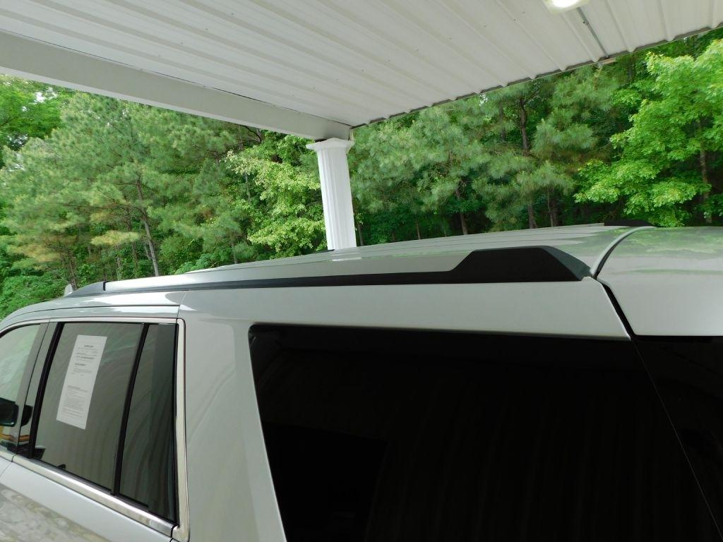 GMC Yukon Denali 4WD 2017